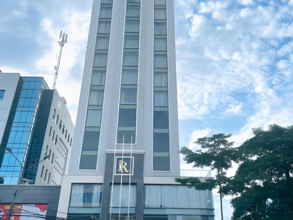 Royal Palace Hotel Tuyen Quang Exterior foto